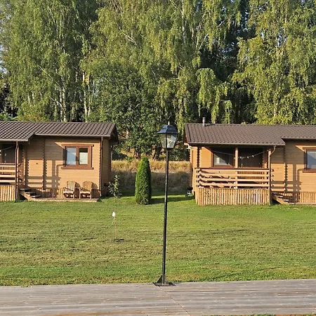 Nyaraló Przy Lesniczowce *