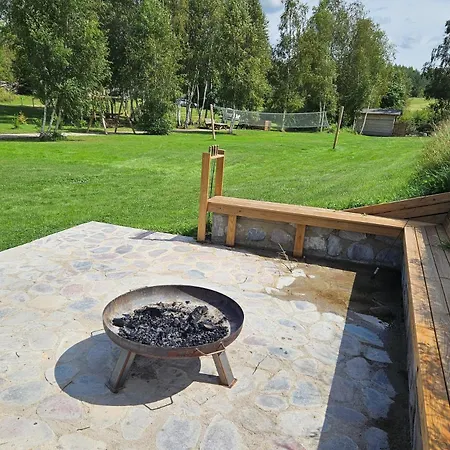 Nyaraló Przy Lesniczowce