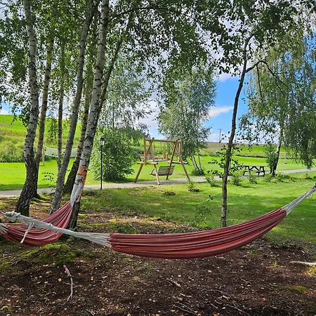 Przy Leśniczówce * Wiele