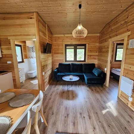 Przy Leśniczówce *