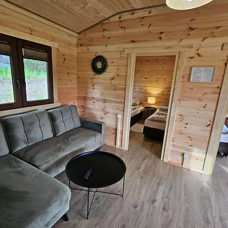 Przy Lesniczowce Nyaraló