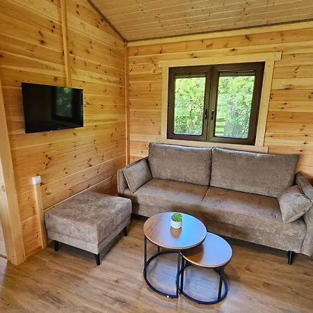 Dom wakacyjny Przy Leśniczówce *